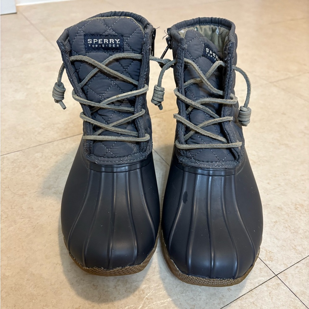 Sperry saltwater boot navy size 7